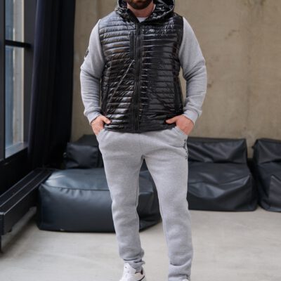 Костюм спортивный