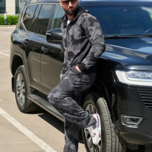 Комбинезон из спортивной ткани