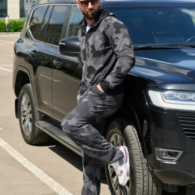 Комбинезон из спортивной ткани