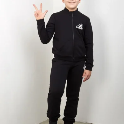 Костюм спортивный