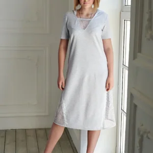 платье с капюшоном